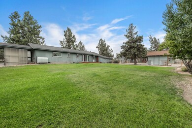 22962 Vintage Ln, Bend, OR 97701 - photo 4