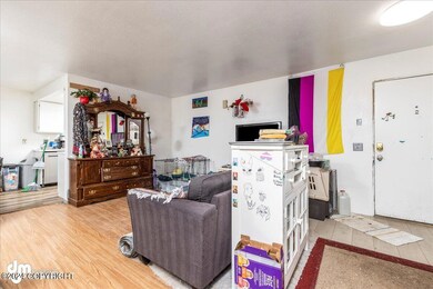 04-Unit 1 Living Room-DW-7589