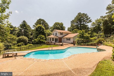 8010 Hillcrest Dr, Manassas, VA 20111 - photo 2