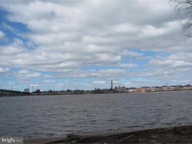 6212 Riverfront Dr unit 6212, Palmyra, NJ 08065 - photo 3