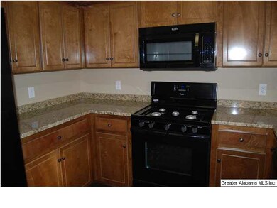 Kitchen with custom cabintes