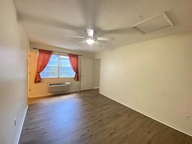 861 Orchid Dr unit B, Davenport, FL 33897 - photo 7