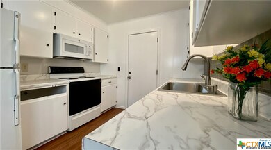 505 Buttercup Ln unit 507, New Braunfels, TX 78130 - photo 3