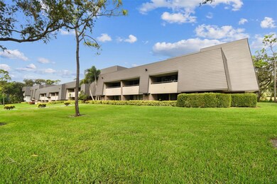 36750 US Highway 19 N unit 20201, Palm Harbor, FL 34684 - photo 3