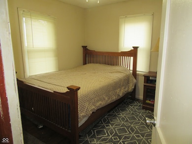 1118 S Morgantown Rd, Greenwood, IN 46143 - photo 5