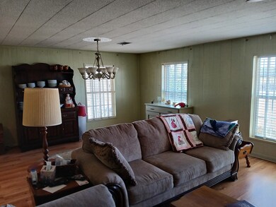 428 Old Alma Waycross Hwy, Nicholls, GA 31554 - photo 6