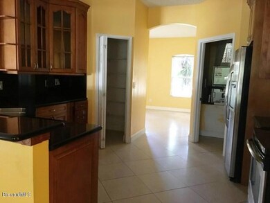 kitchen (2)