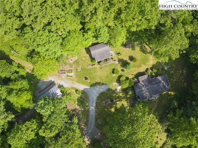 775 Pleasant Valley Rd, Banner Elk, NC 28604 - photo 3