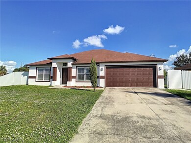 2913 NE 2nd Ave, Cape Coral, FL 33909 - photo 2