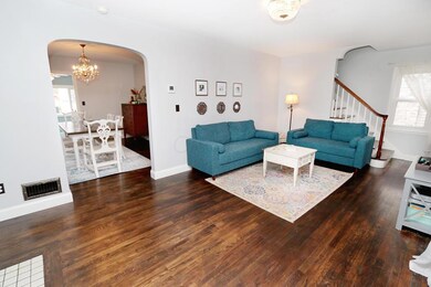 408 E. Como Ave 16