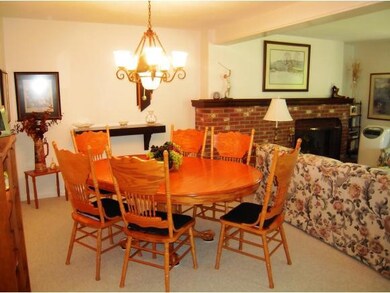 418 Lyman Batcheller Rd unit B, Hartford, VT 05001 - photo 4