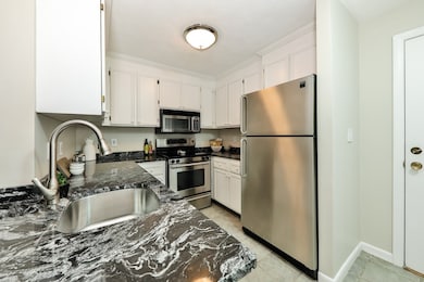 426 Hanover St unit 11, Boston, MA 02113 - photo 2