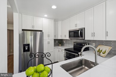 4927 Dogwood St, Shady Side, MD 20764 - photo 4