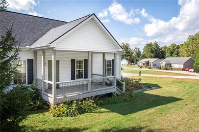 102 Pickers Ct, Arden, NC 28704 - photo 3