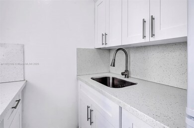 215 30th St unit 6, Miami Beach, FL 33140 - photo 7