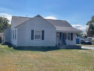 1009 W Haines Ave, Muncie, IN 47303 - photo 2