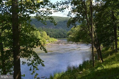 260 Running Waters Way, Great Cacapon, WV 25422 - photo 4