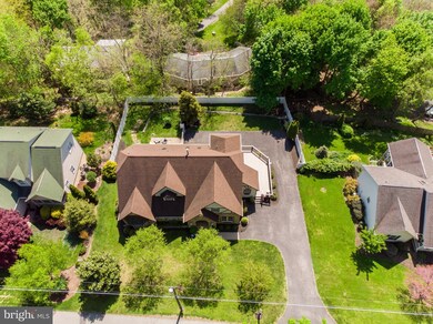 330 Prospect Ave, Harpers Ferry, WV 25425 - photo 6