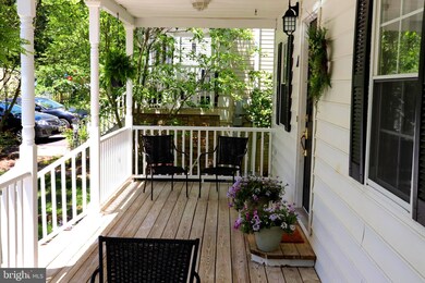 108 W D St, Brunswick, MD 21716 - photo 2