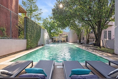 1393 Arlington St unit 1393, Houston, TX 77008 - photo 2