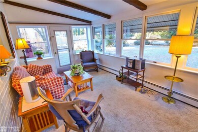 Sun room off kitchen