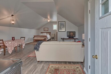 205 E Scott St, Tuscola, IL 61953 - photo 3