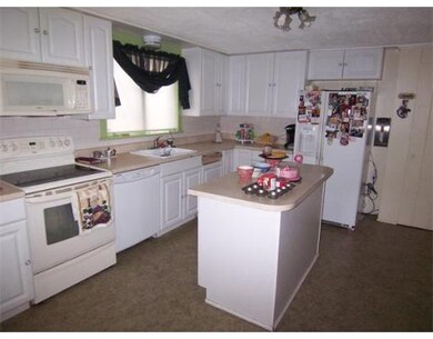 21 Williams Ave, Lynn, MA 01902 - photo 3