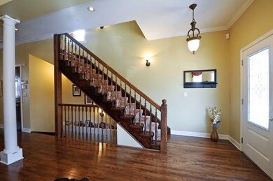 4852 N Seeley Ave, Chicago, IL 60625 - photo 2