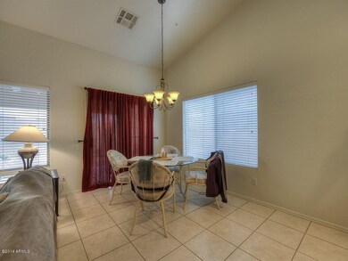 005_Dining Area