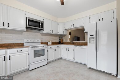 4009 Forest Valley Rd, Parkville, MD 21234 - photo 4