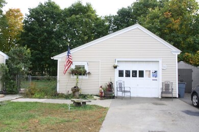 234 Barton Rd, Greenfield, MA 01301 - photo 4