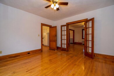 1422 Main St SW Roanoke VA-large-007-25-