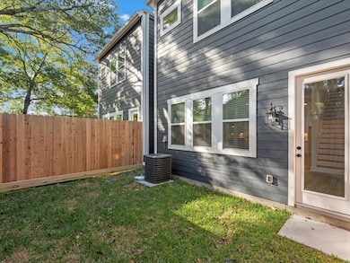 4785 Summit St, Houston, TX 77018 - photo 5