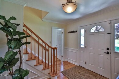 8 Mountain View, Albany, NY 12204 - photo 3