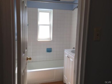 2024 Westfield Terrace, Bethlehem, PA 18017 - photo 4