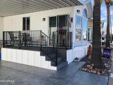 LARGE DECK FOR ENJOYING THE OUTDOORS