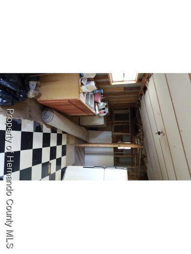 11216 Eskimo Curlew Rd, Weeki Wachee, FL 34614 - photo 7