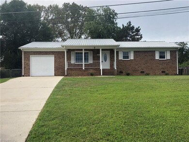 4867 Pliney Farlow Rd, Trinity, NC 27370 - photo 6