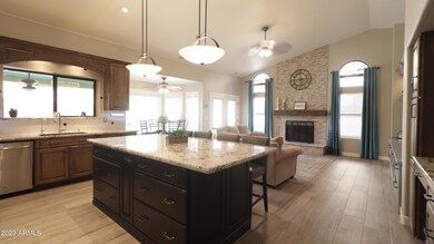1432 W SHERRI DR, Gilbert, AZ Kitchen