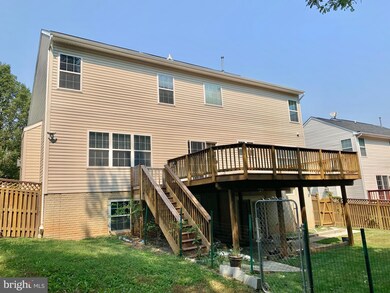 9809 Pheasant Run Ct, Laurel, MD 20708 - photo 2