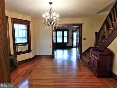 2439 W Tilghman St, Allentown, PA 18104 - photo 4