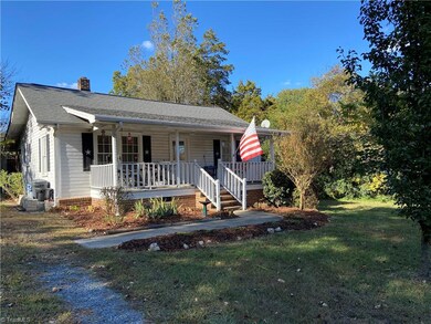 247 Cresent Dr, Asheboro, NC 27203 - photo 6