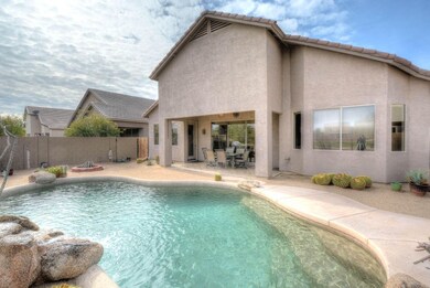 7015 S 55th Lane Laveen