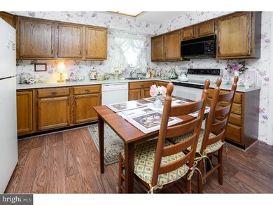 1646 Pennfield Dr, West Deptford, NJ 08086 - photo 7