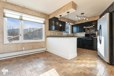 Kitchen_ELK06076-SMALL