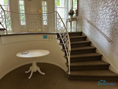 5679 Monroe Bldg 3 St, Sylvania, OH 43560 - photo 2