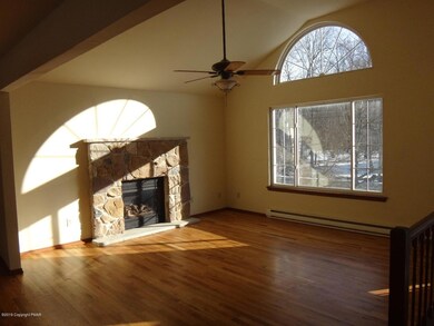 1111 Hunters Woods Dr, East Stroudsburg, PA 18301 - photo 5