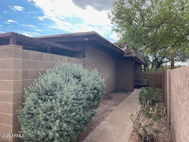 1827 E Kirkland Ln unit D, Tempe, AZ 85281 - photo 4