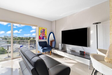 Lauderdale Tower unit 5B, Fort Lauderdale, FL 33306 - photo 4