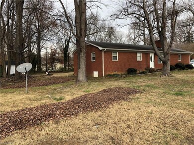 300 Rosemary Dr, Archdale, NC 27263 - photo 3